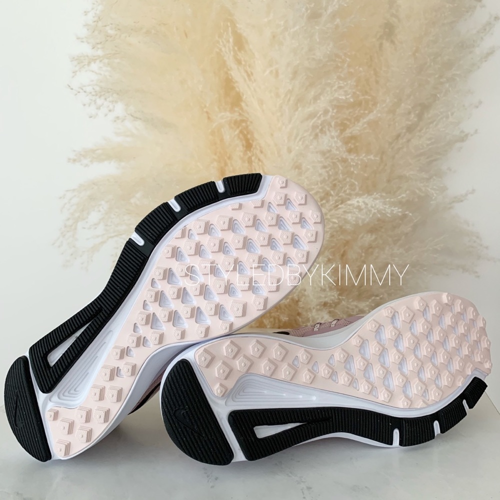 🌸 NIKE RUN SWIFT Sneakers Running Shoes NWT - Picture 9 of 11